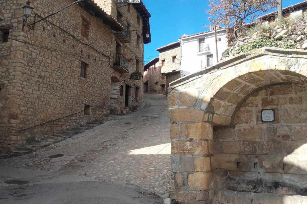 La Antigua Posada Linares de Mora Exterior foto